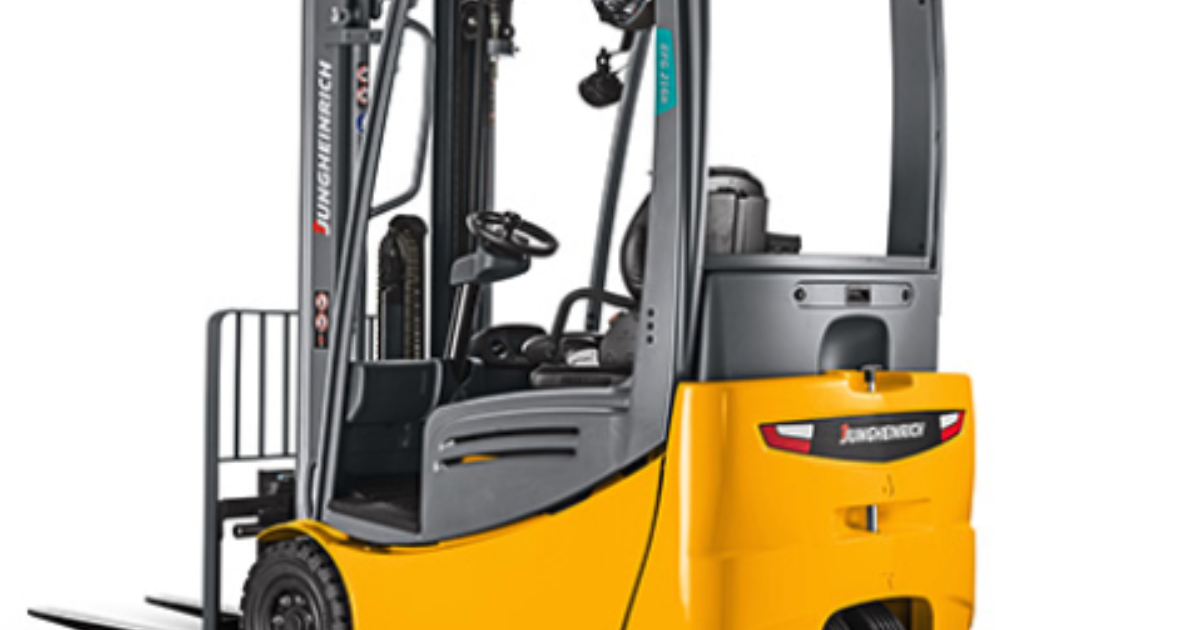 Featured image for “Three Times You Should Choose an Electric Forklift”